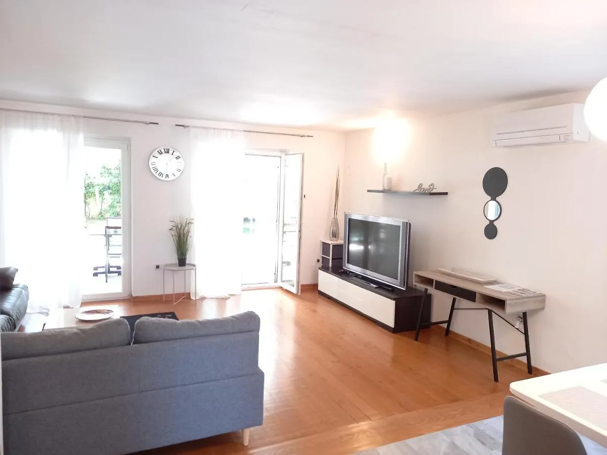 Apartments Dasara Ρόβινι