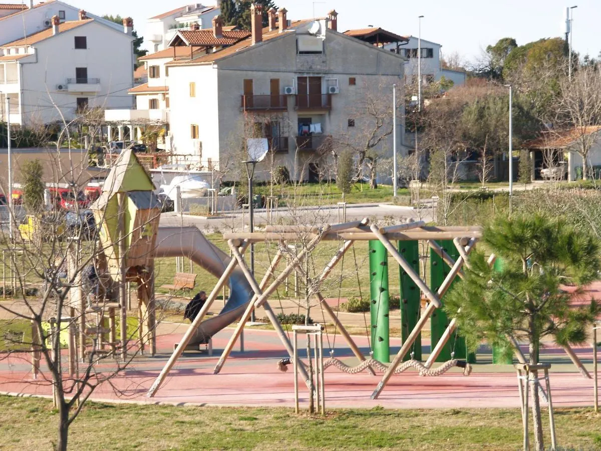 Apartments Dasara Ρόβινι